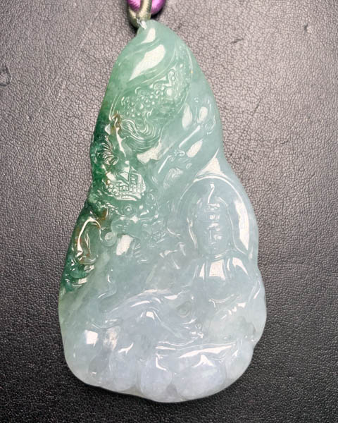 神龙护主