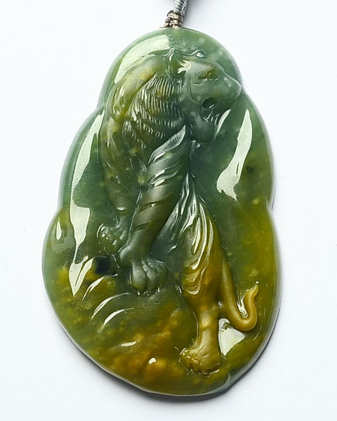 虎虎生威