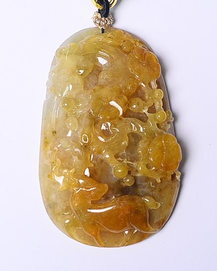 梅鹿争春