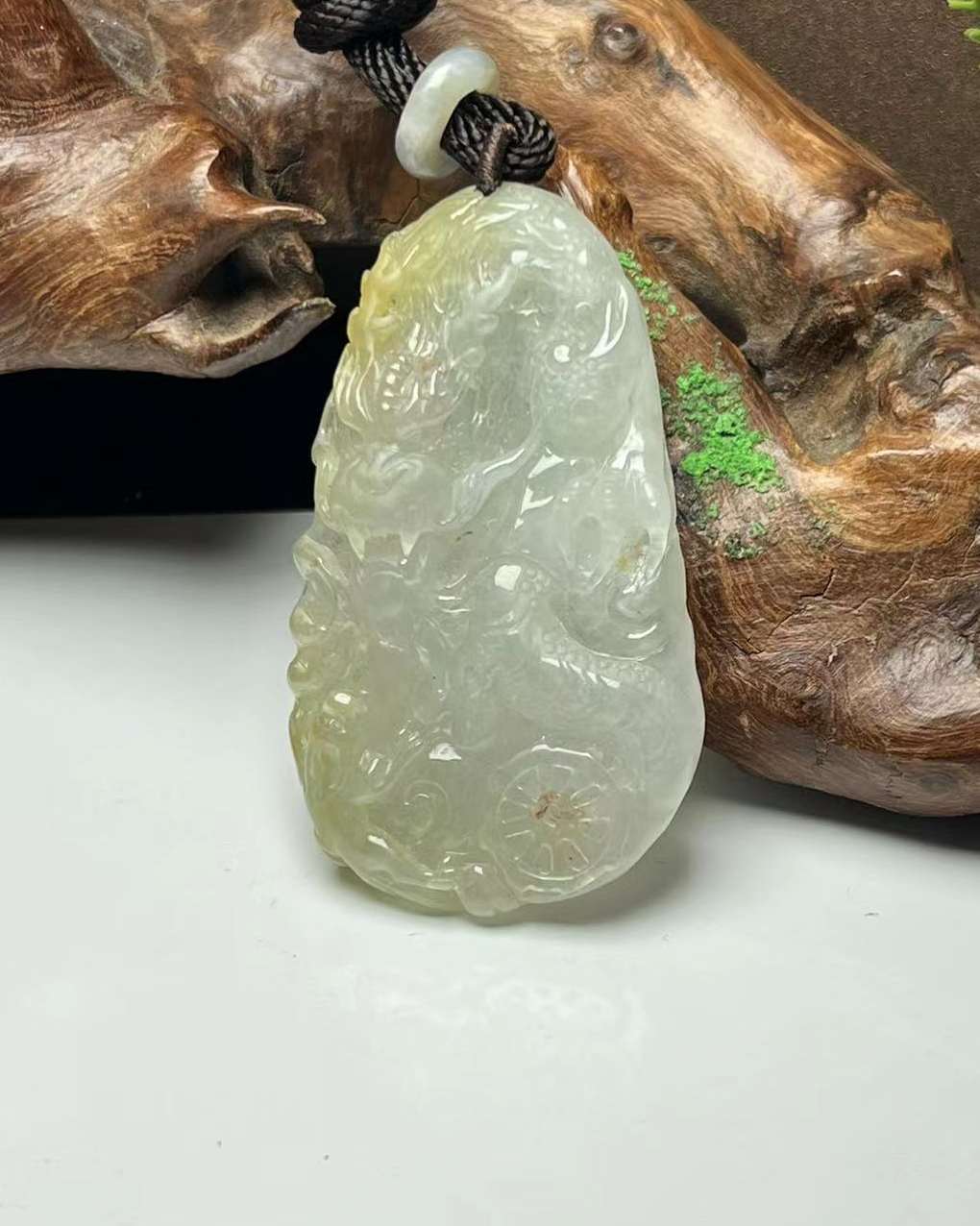 龙行天下