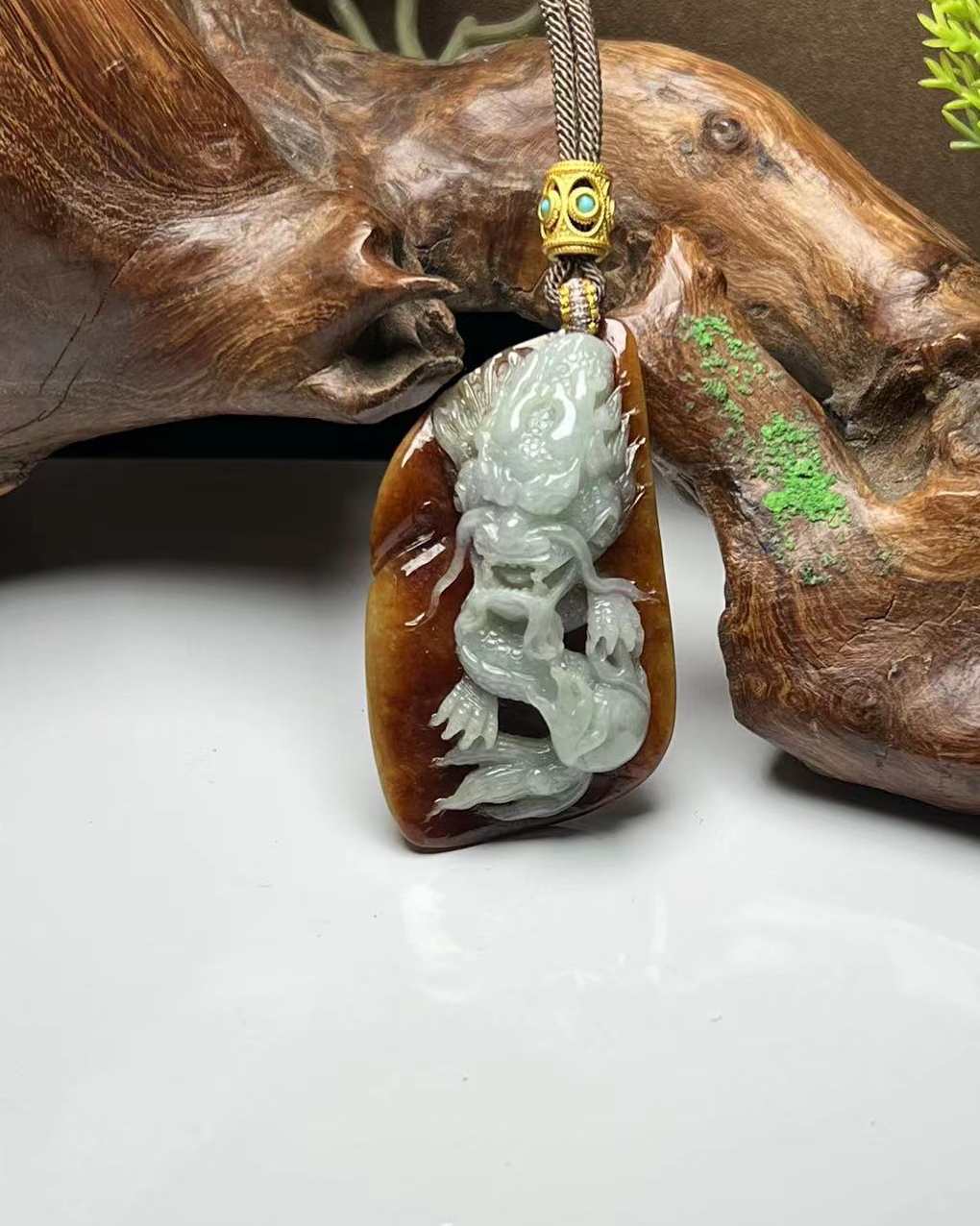 龙行天下