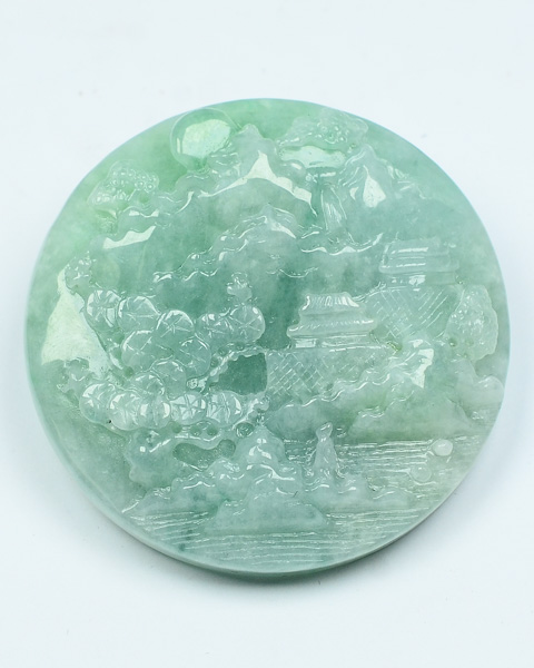 翠绿青山
