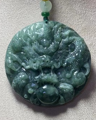 龙行天下