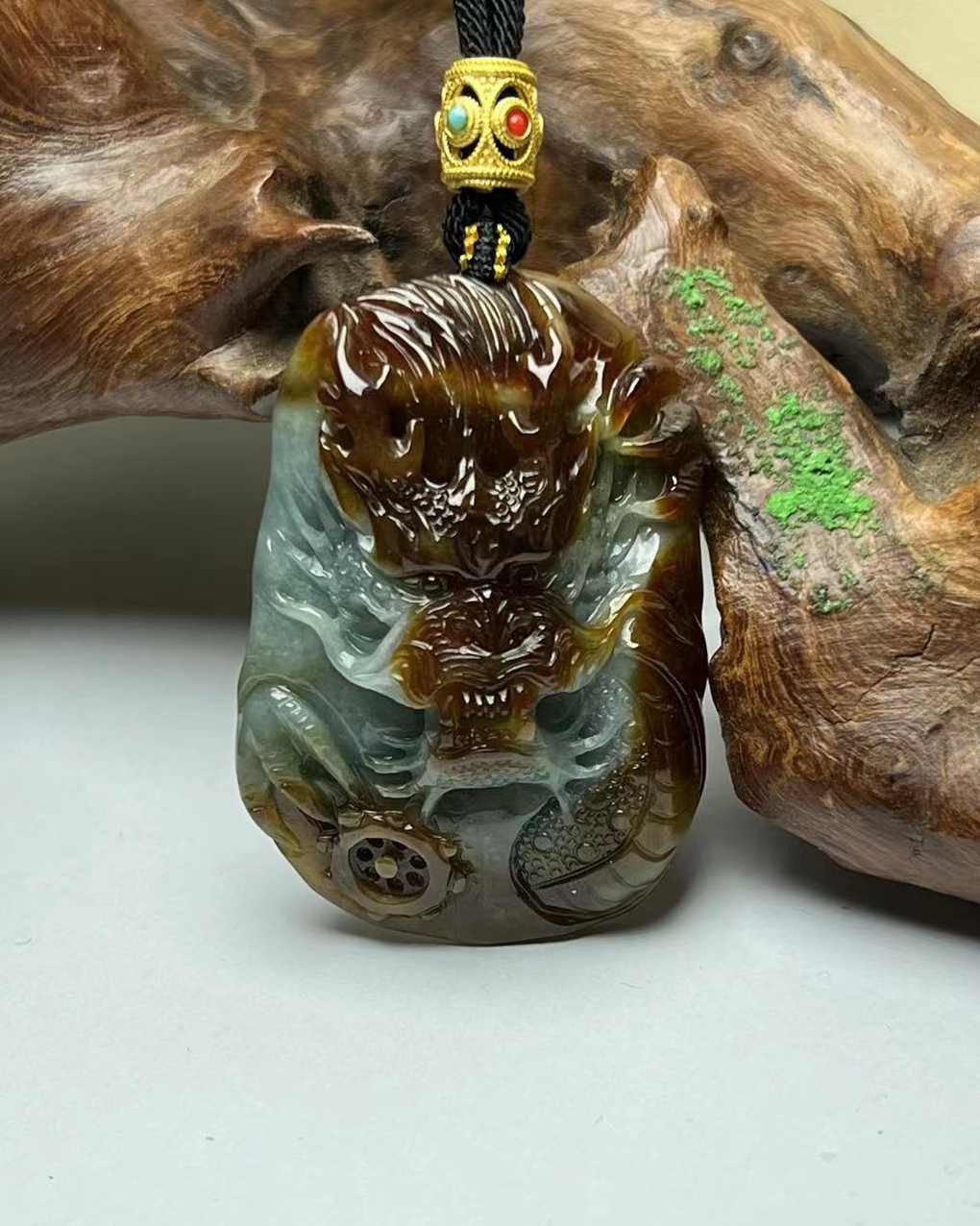 龙行天下