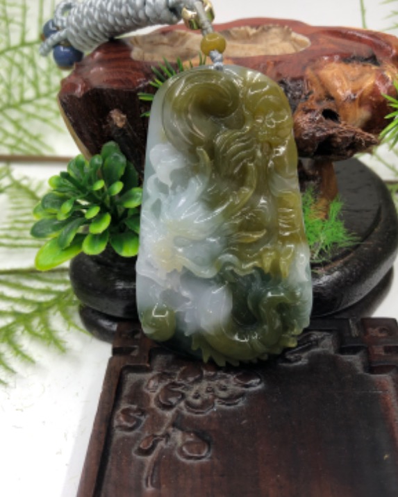 龙行天下