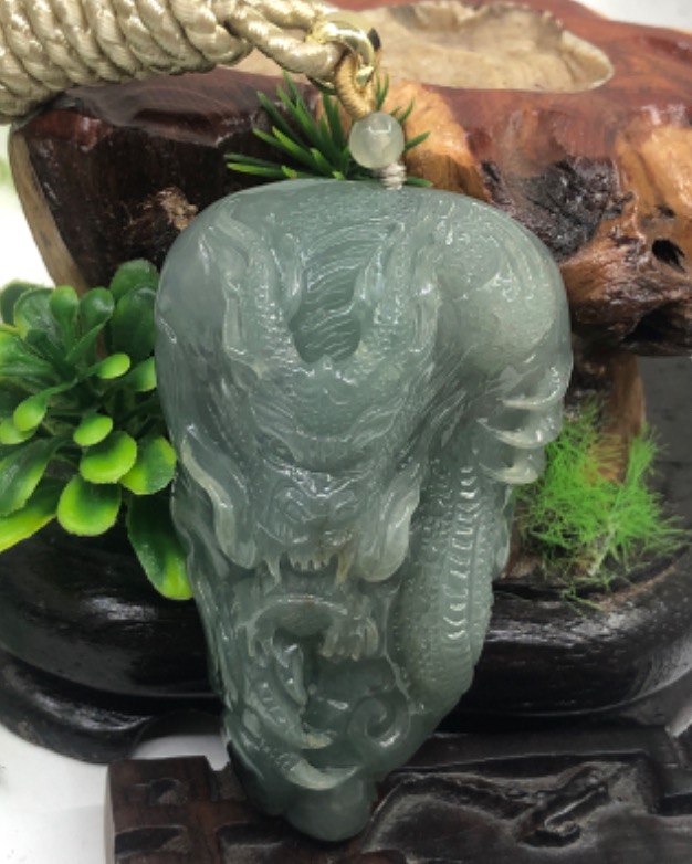 龙行天下