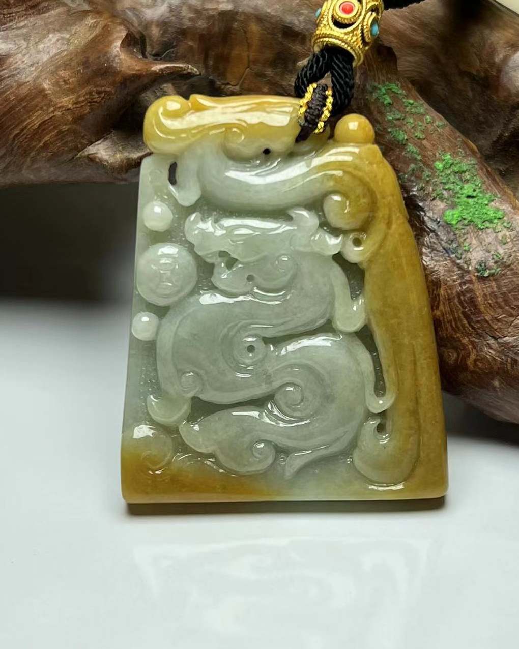 龙行天下