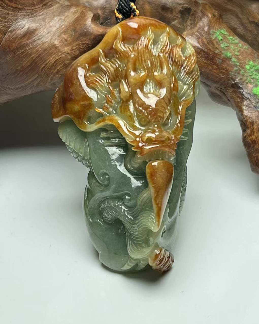 龙行天下