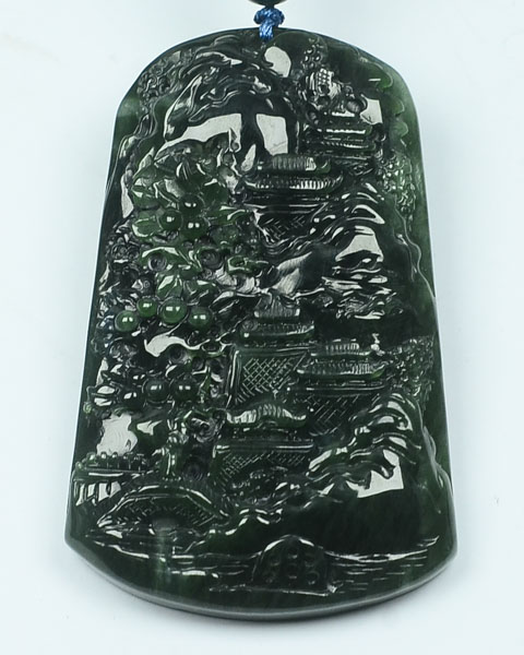 翠绿青山