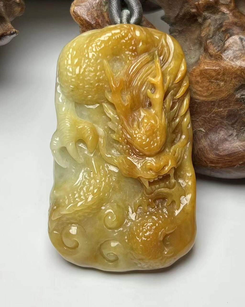 龙行天下
