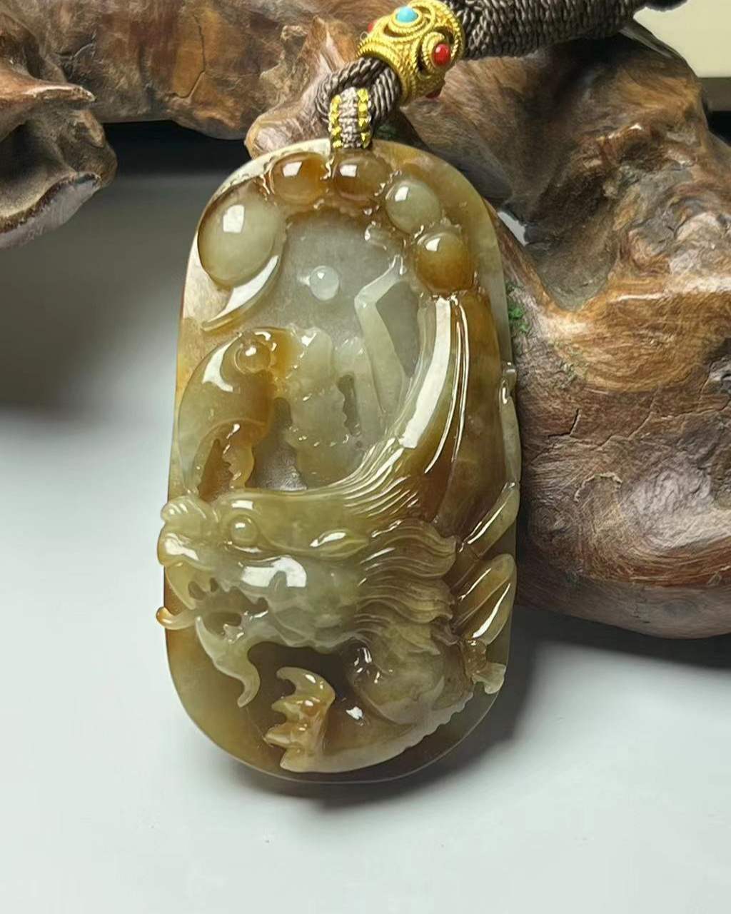 龙行天下