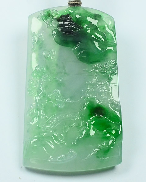 翠绿青山