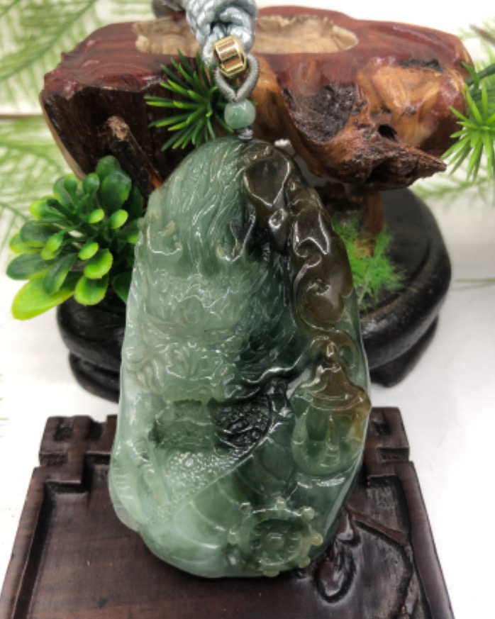 神龙护主