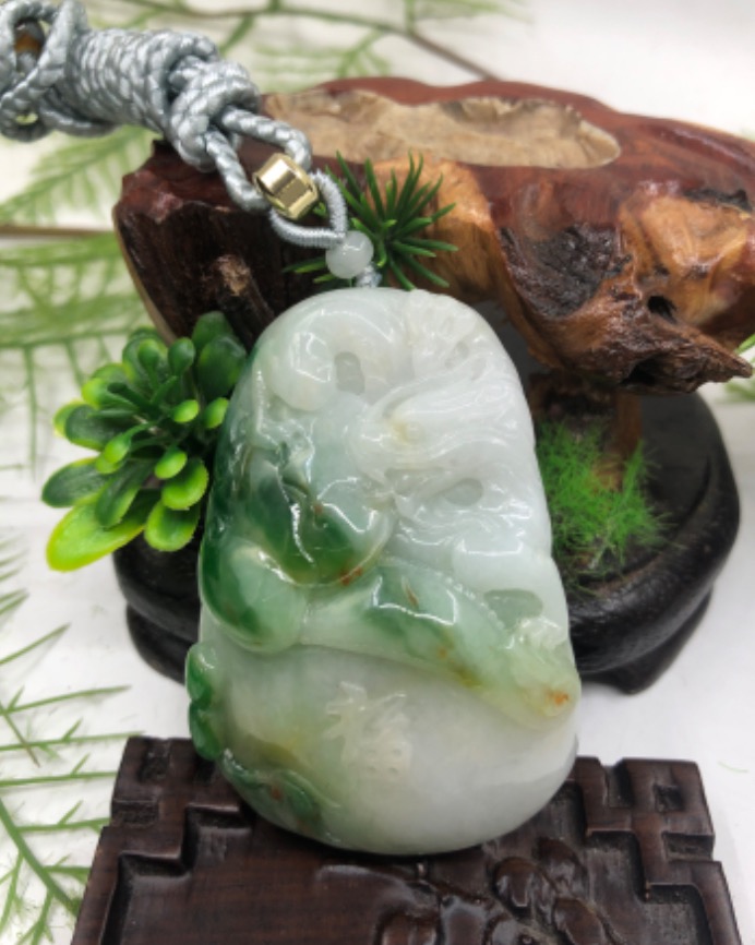 龙行天下