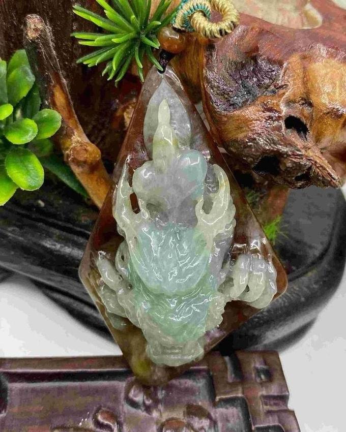 神龙护主