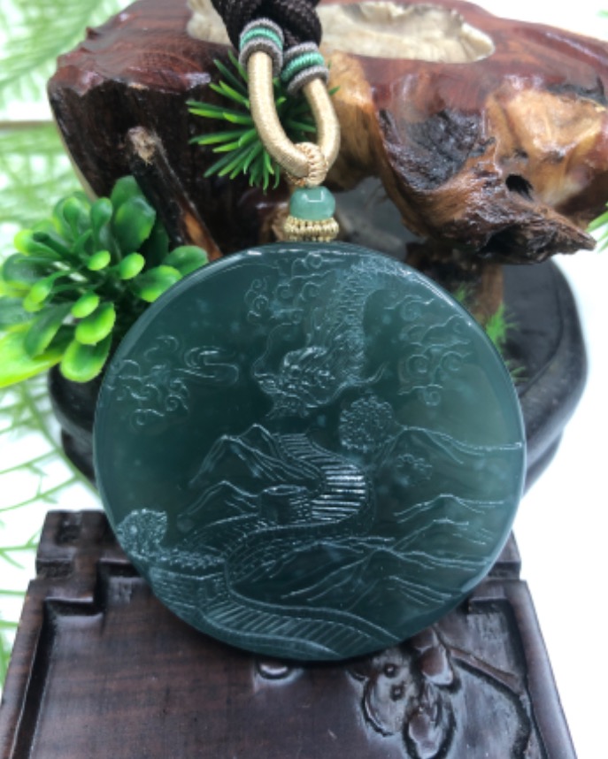 龙行天下
