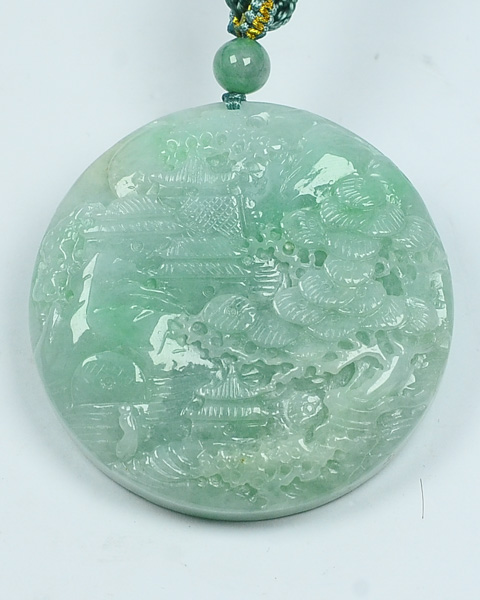 翠绿青山