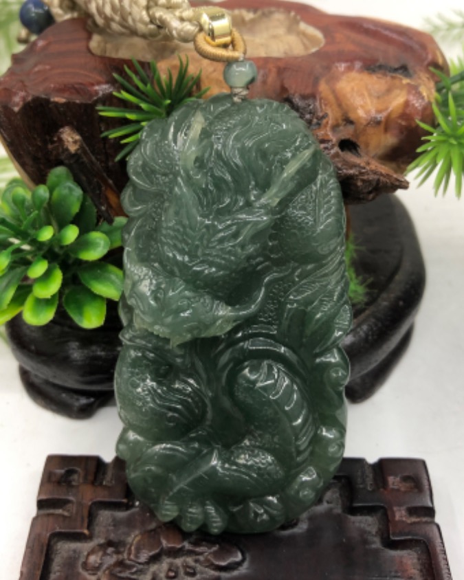 龙行天下