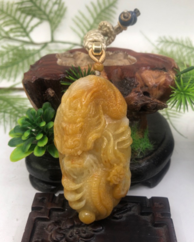 龙行天下