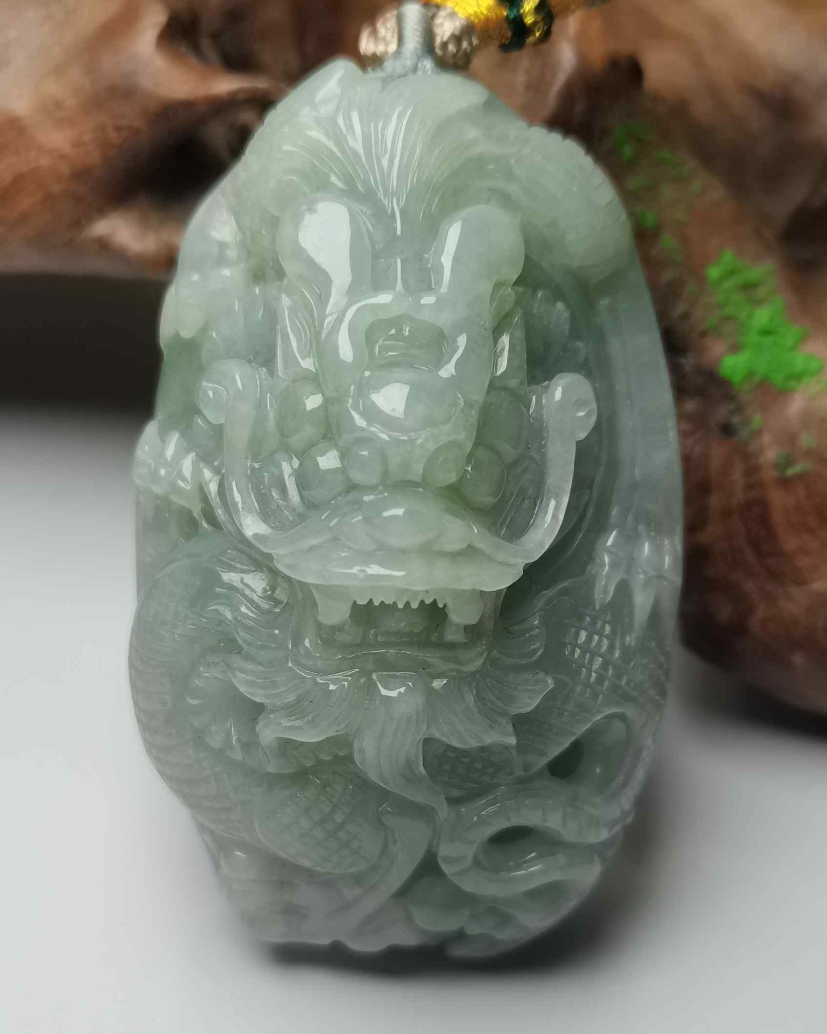 龙行天下