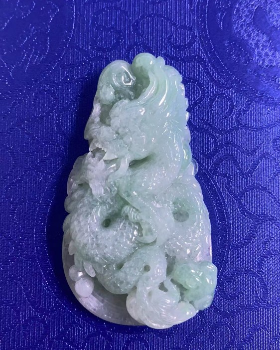 龙行天下