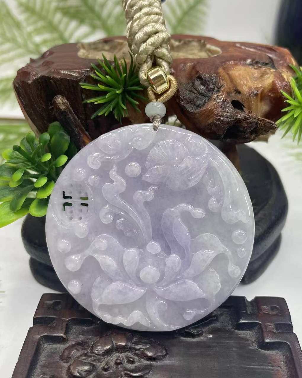 喜上眉梢  绮罗玉