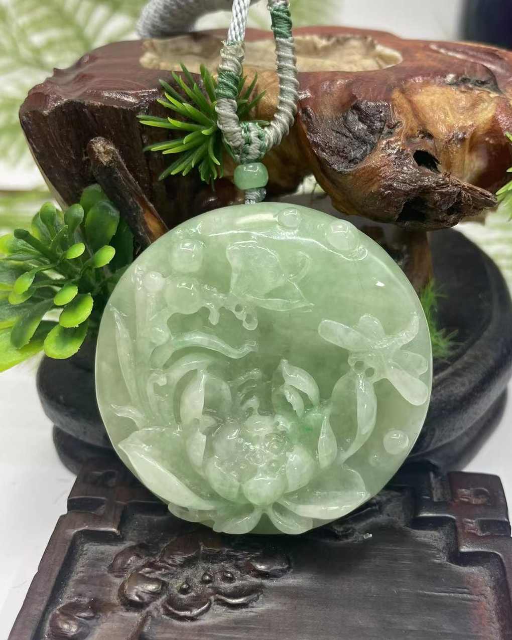 和和美美  绮罗玉