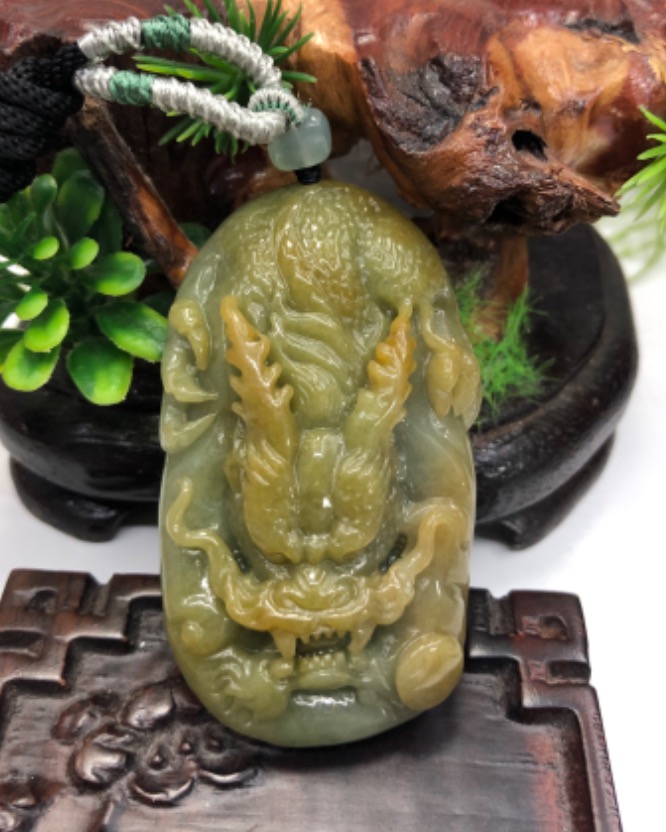 龙行天下