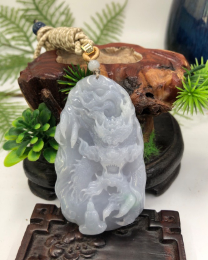 龙行天下