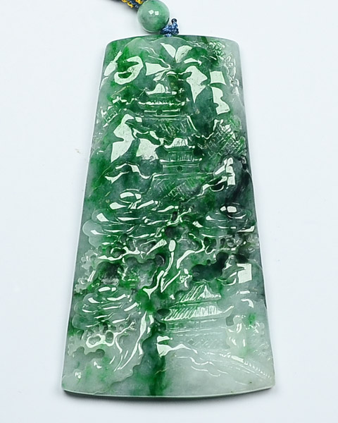 翠绿青山
