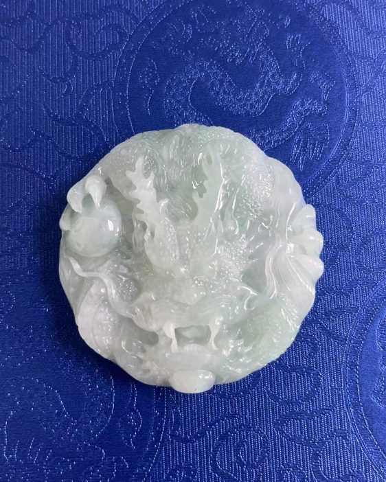龙行天下
