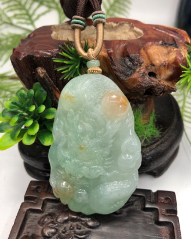龙行天下
