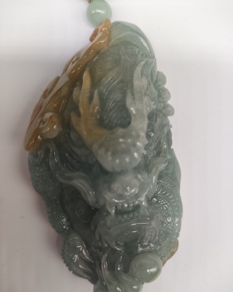 龙行天下