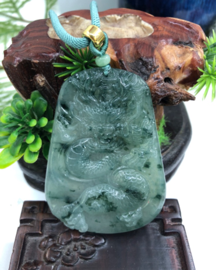 龙行天下