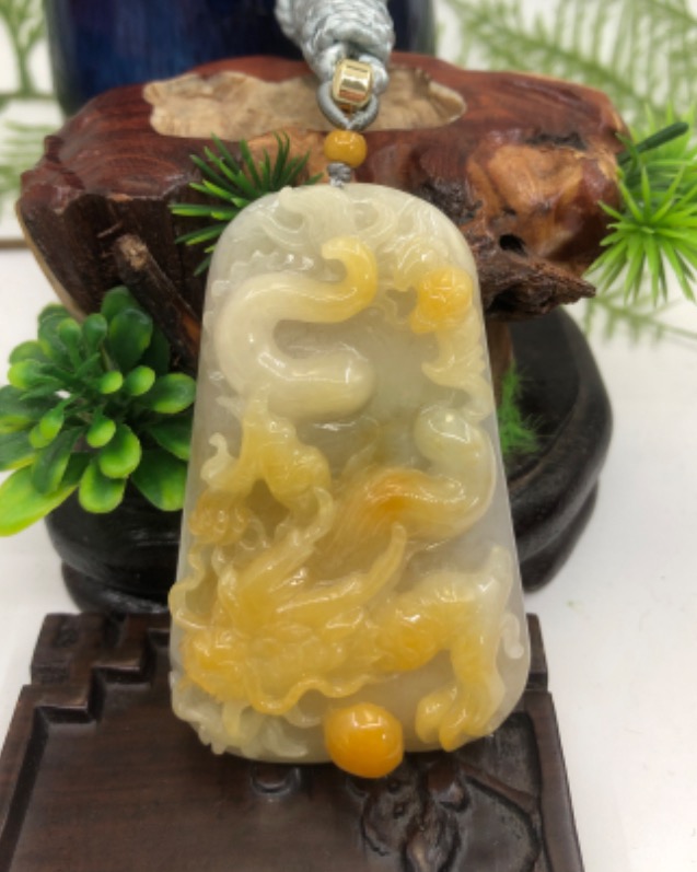 龙行天下