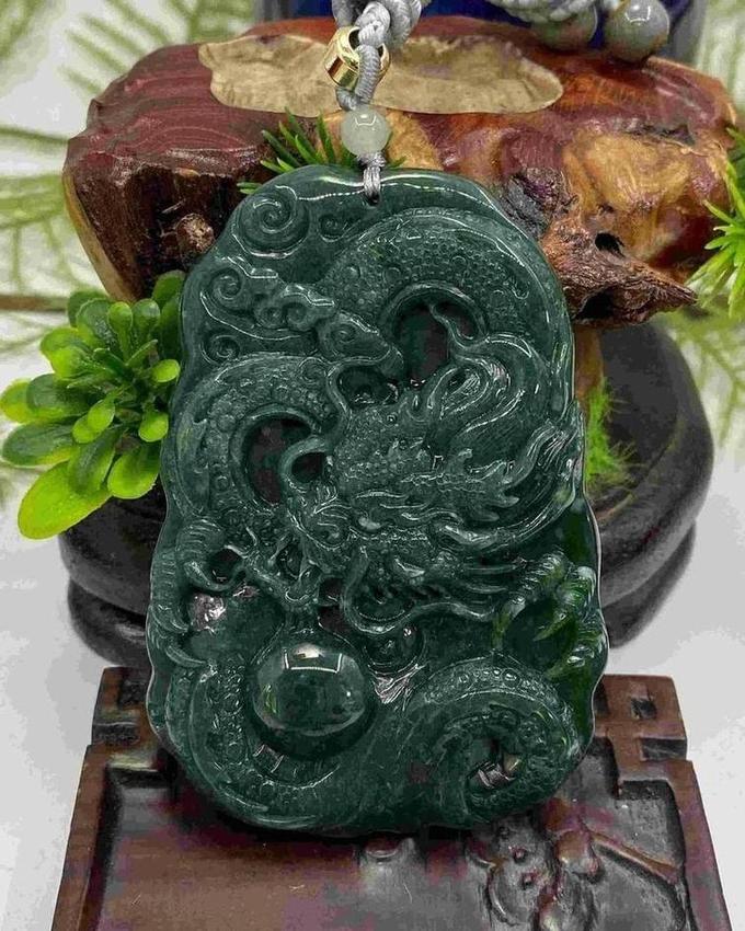 龙行天下