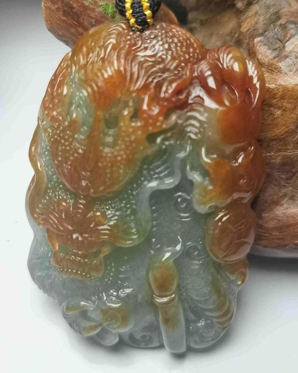 龙行天下