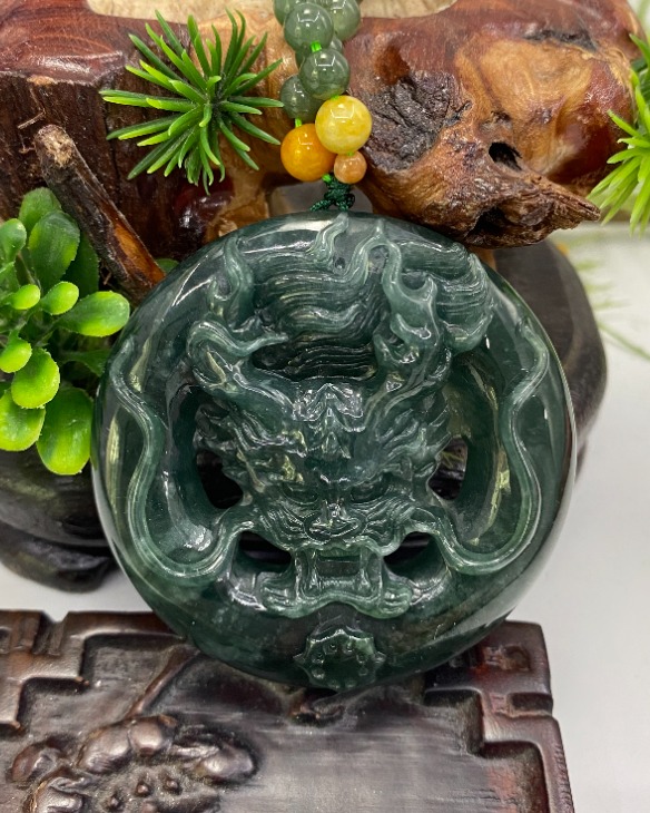 龙行天下