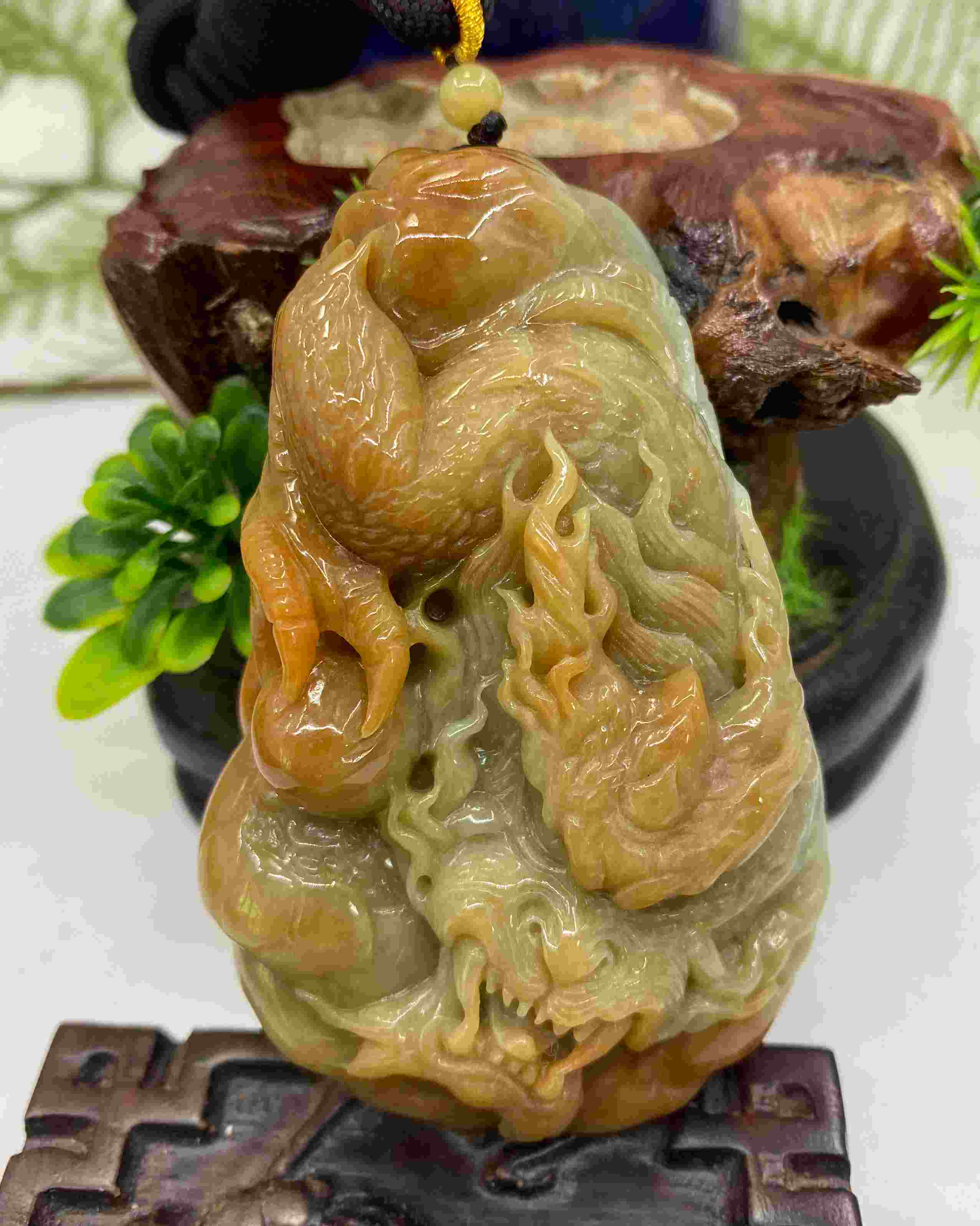 龙行天下