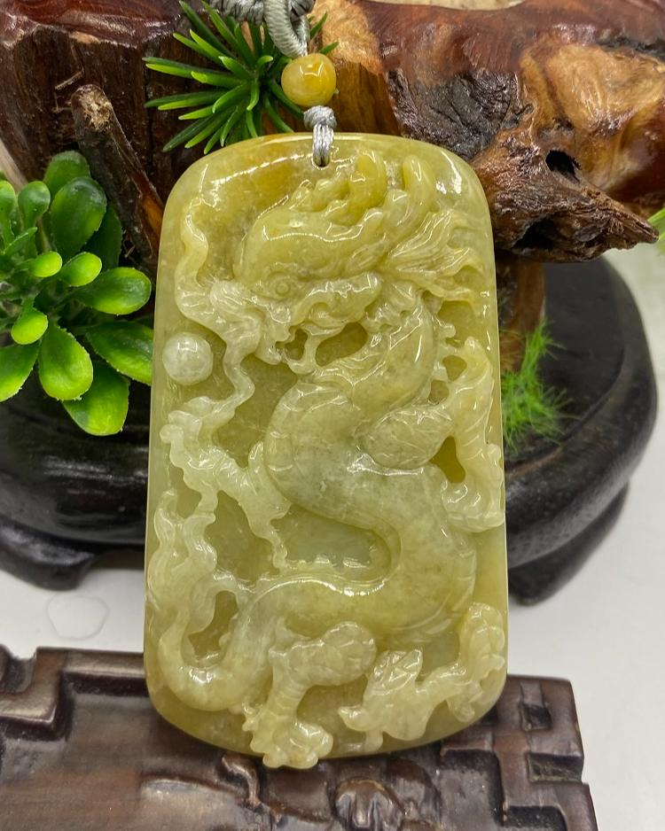 龙行天下