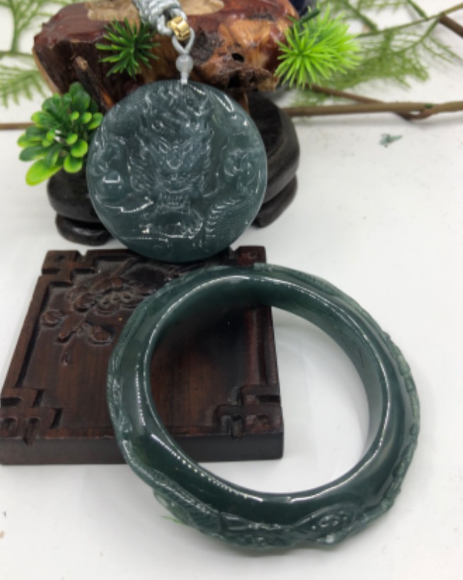 龙行天下