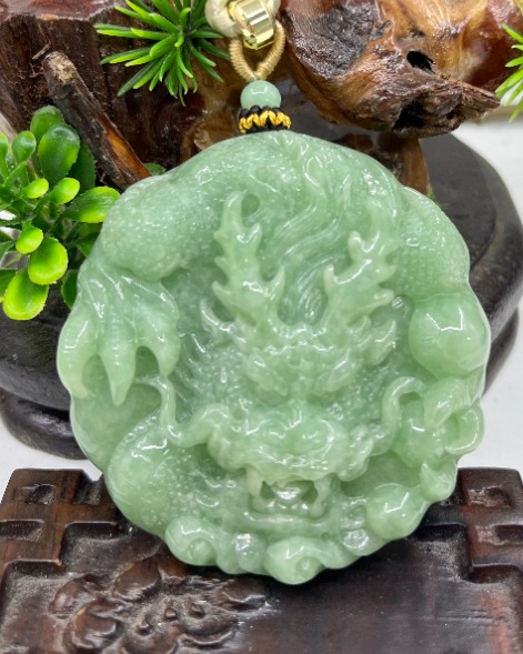 龙行天下