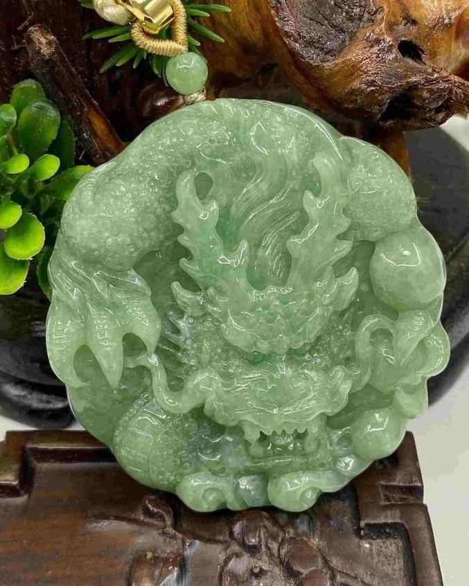 龙行天下