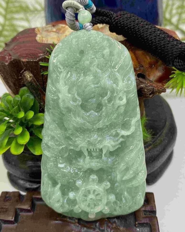 龙行天下
