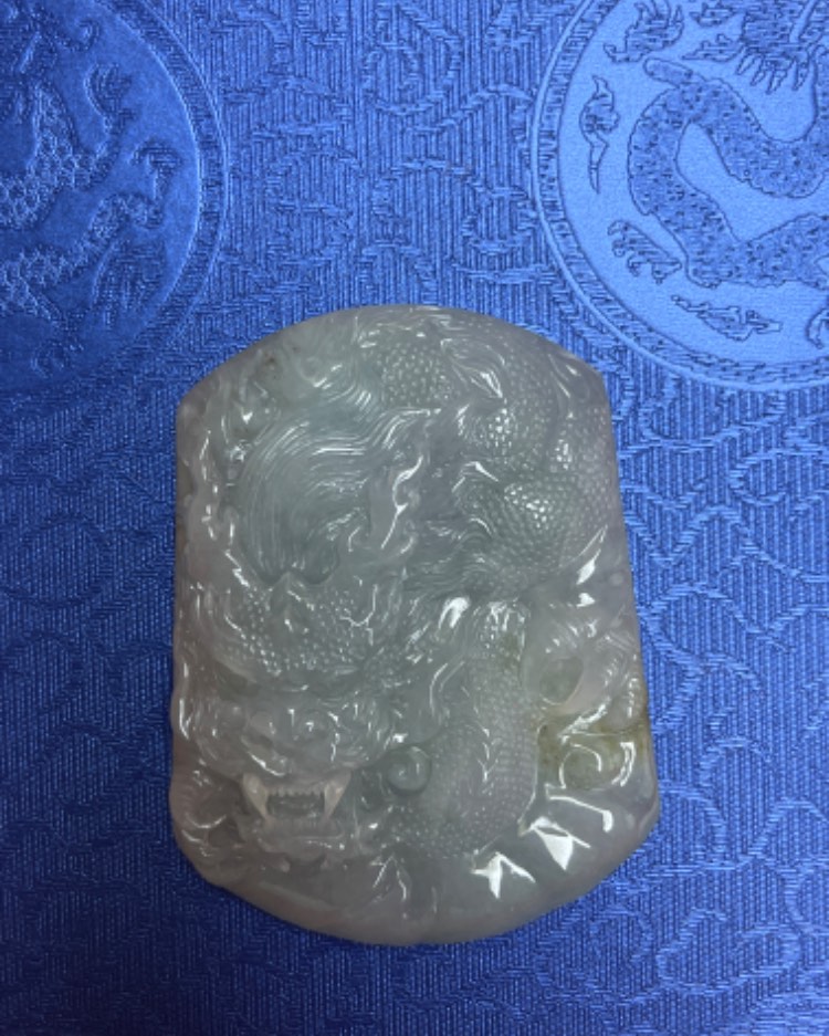 龙行天下