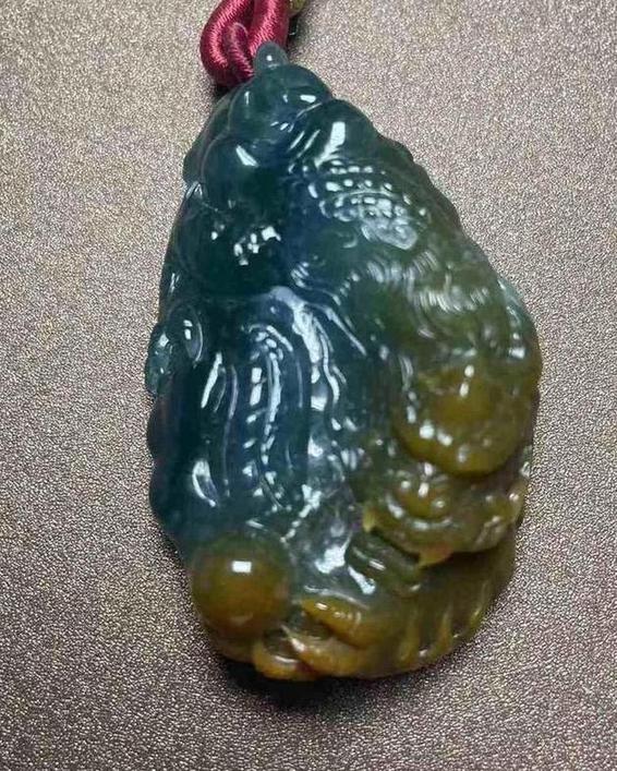 龙行天下