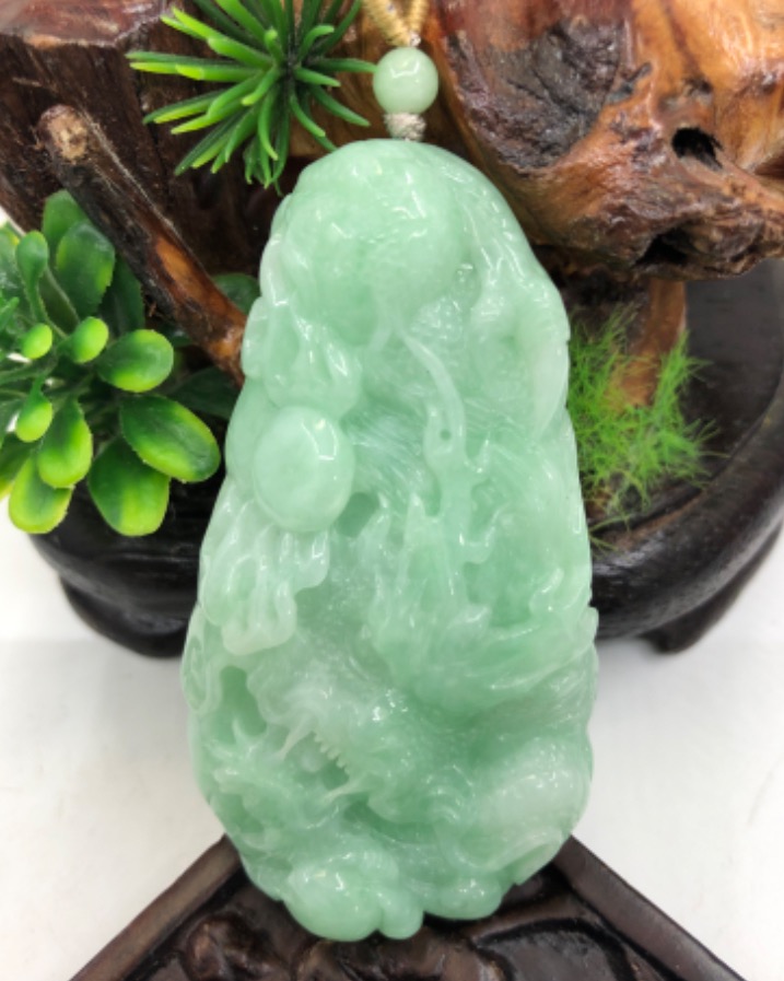 龙行天下