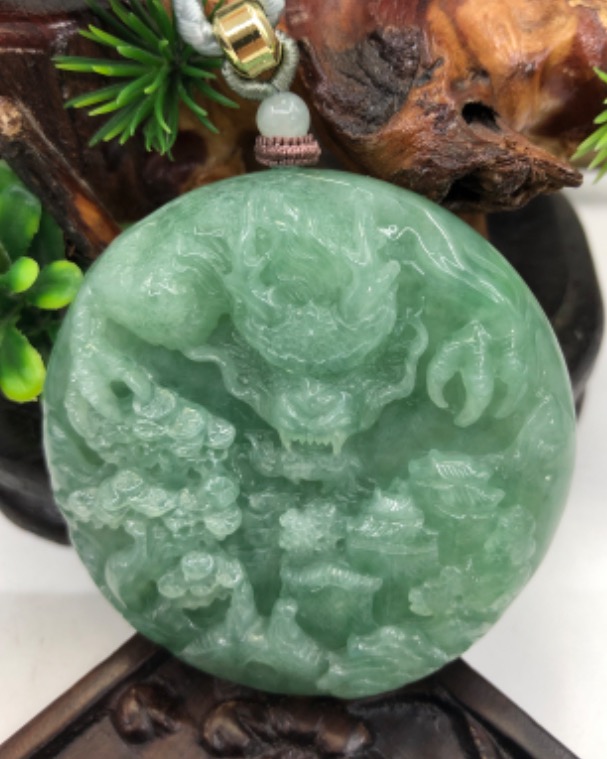 龙行天下