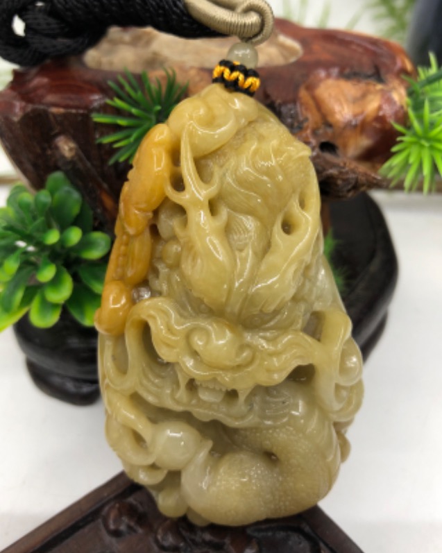龙行天下