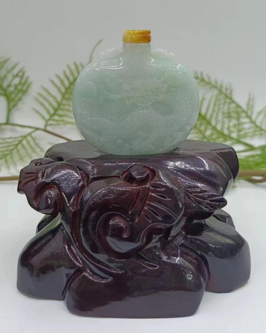 龙行天下